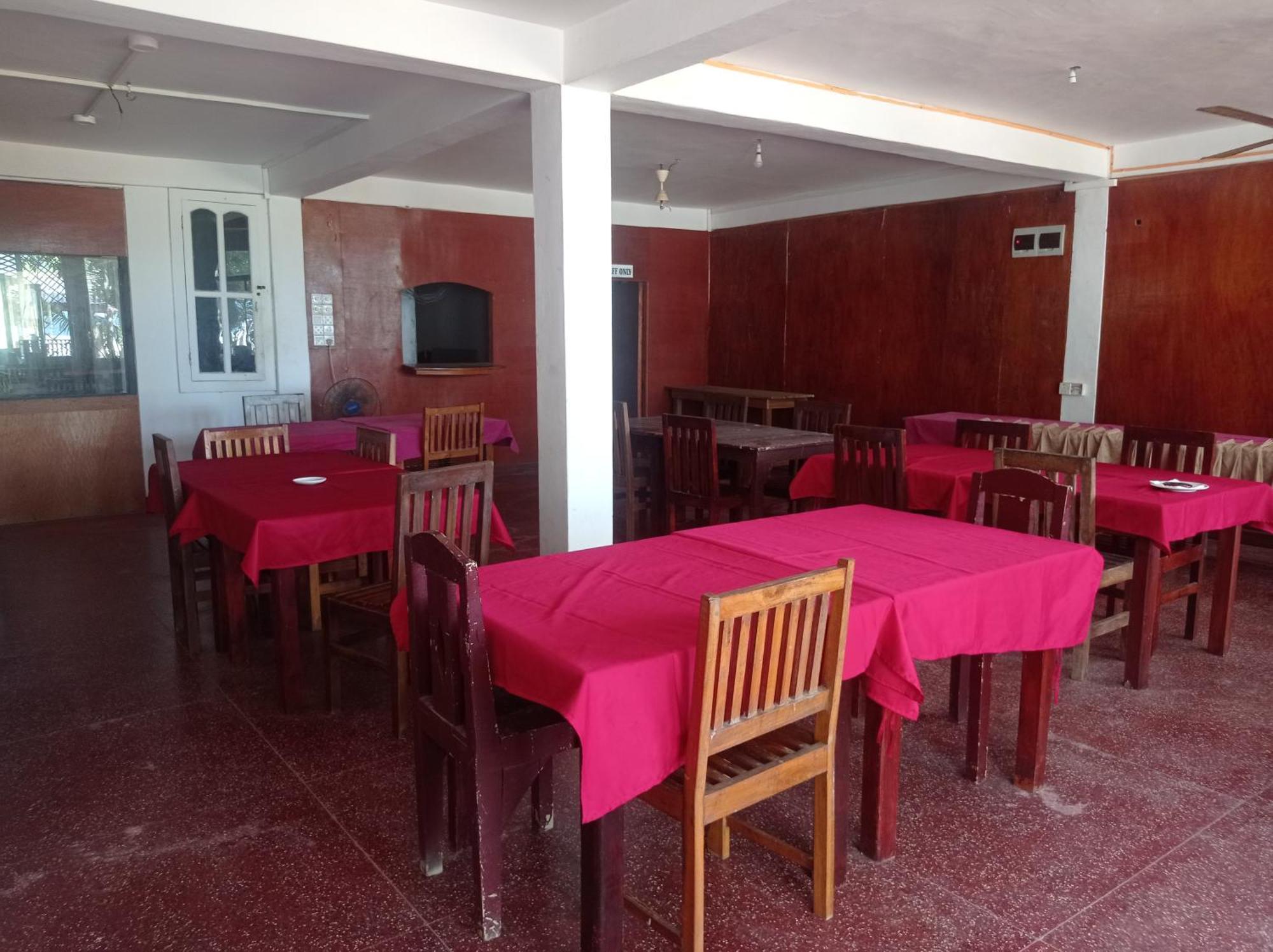 Silver Beach Hotel تريكونامالاي المظهر الخارجي الصورة