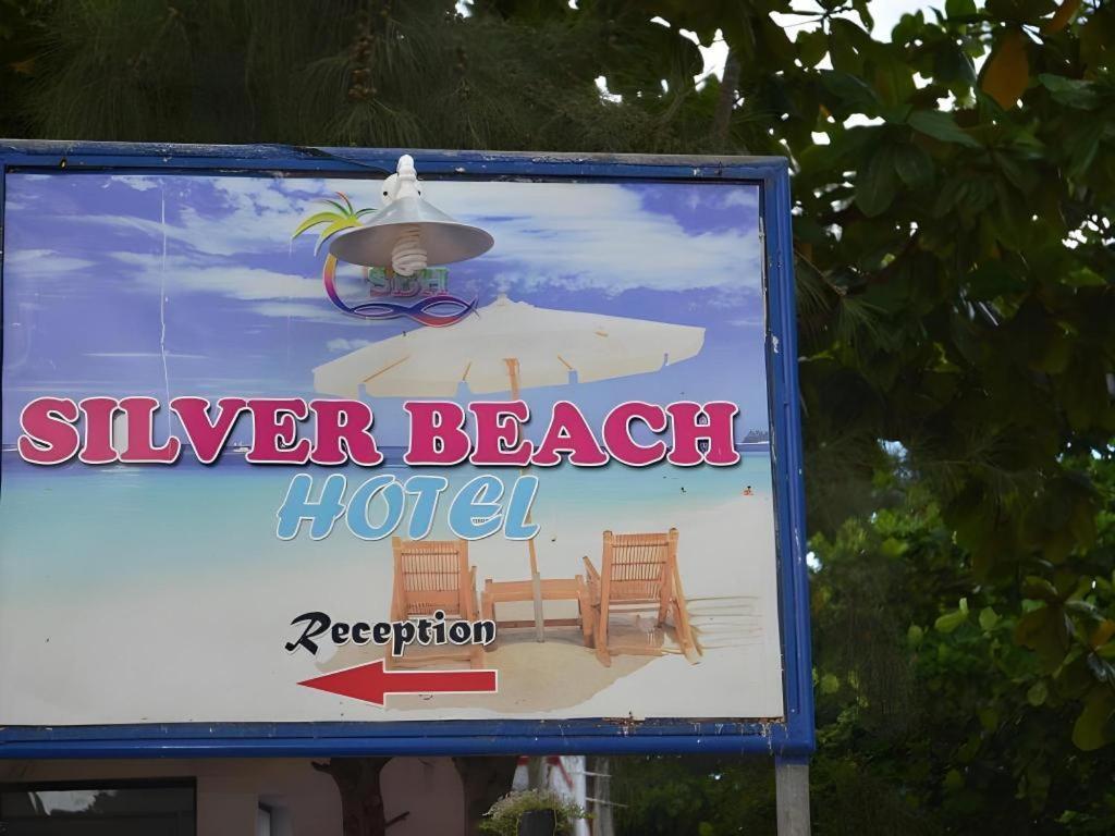 Silver Beach Hotel تريكونامالاي المظهر الخارجي الصورة