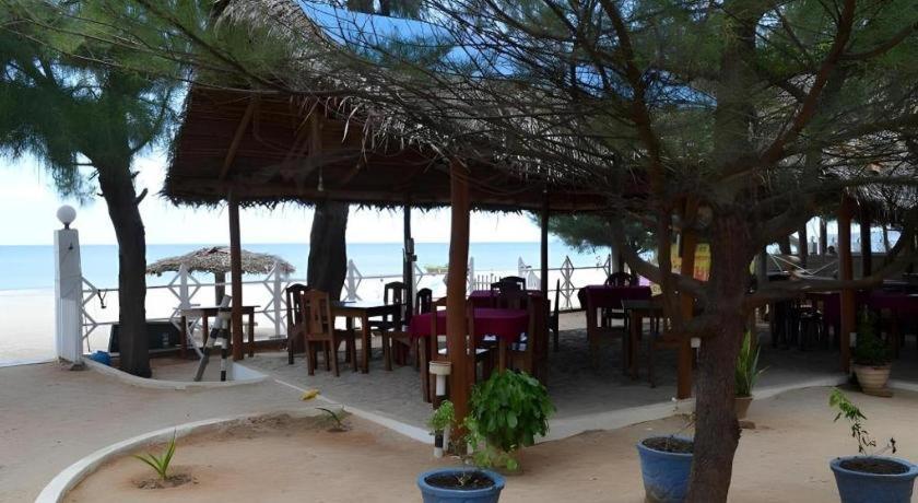 Silver Beach Hotel تريكونامالاي المظهر الخارجي الصورة