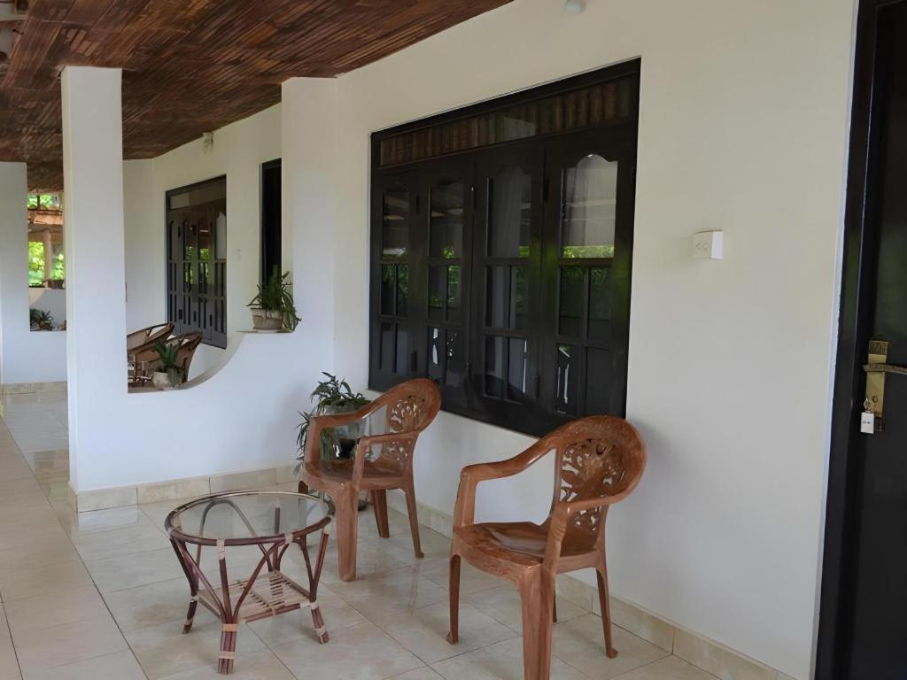 Silver Beach Hotel تريكونامالاي المظهر الخارجي الصورة