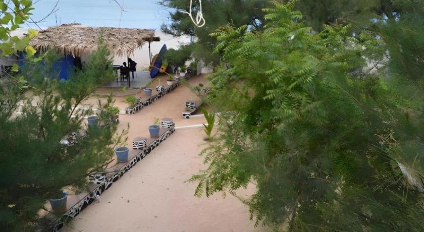 Silver Beach Hotel تريكونامالاي المظهر الخارجي الصورة