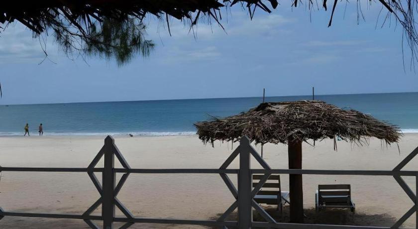 Silver Beach Hotel تريكونامالاي المظهر الخارجي الصورة