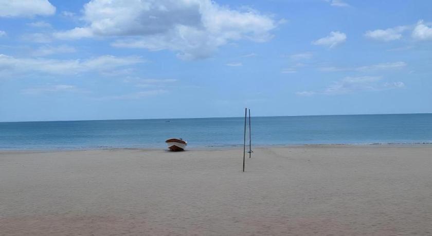 Silver Beach Hotel تريكونامالاي المظهر الخارجي الصورة