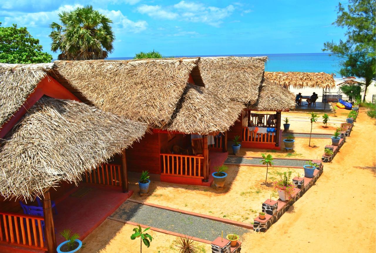 Silver Beach Hotel تريكونامالاي المظهر الخارجي الصورة